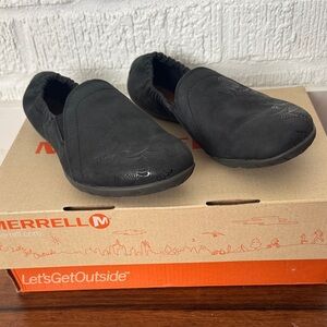 Merrell Women’s Black Slip-On Shoes -Swirl love J48538